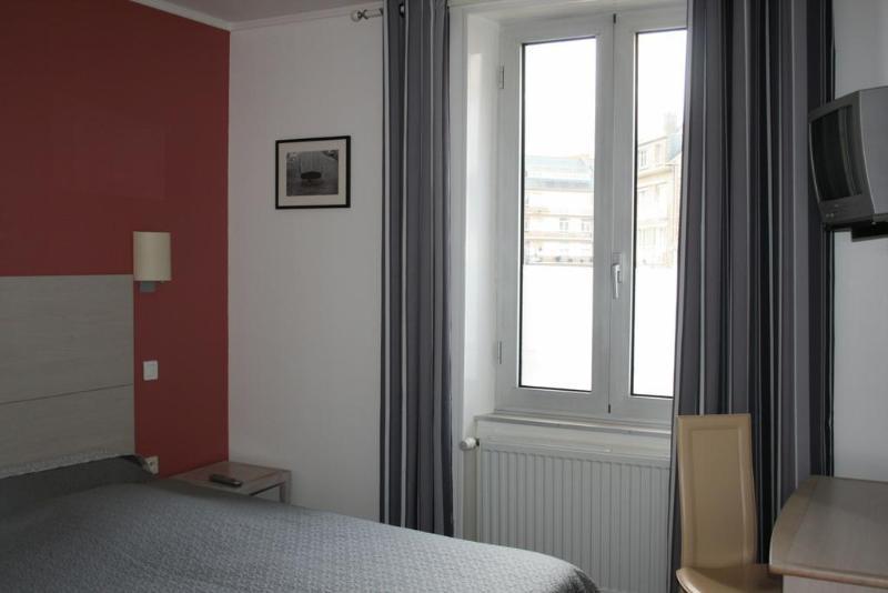 Hotel De Perros, The Originals Boutique 外观 照片