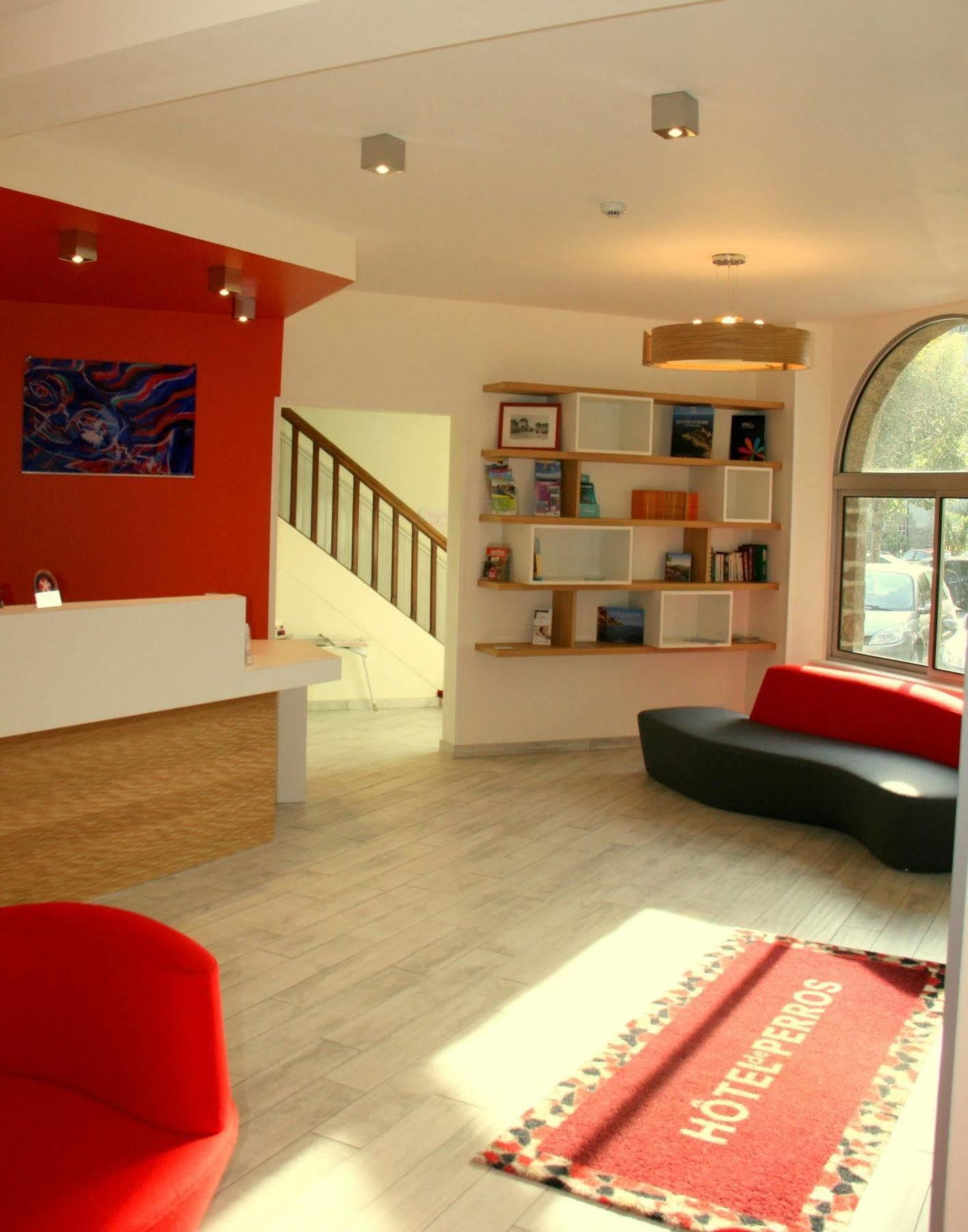 Hotel De Perros, The Originals Boutique 外观 照片