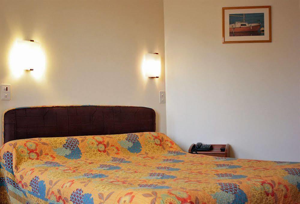 Hotel De Perros, The Originals Boutique 外观 照片